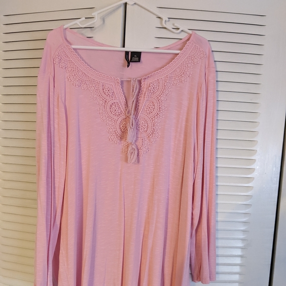 New Directions top, beautiful pastel pink color. - Picture 1 of 4